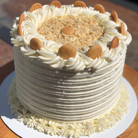The "Nana" Puddin cake from Washington, DC based bakery Tissy Sweet Bakery & Cafe includes two layers of banana cake, "Nana Puddin" filling, vanilla buttercream, a wafer crumble, and wafers.